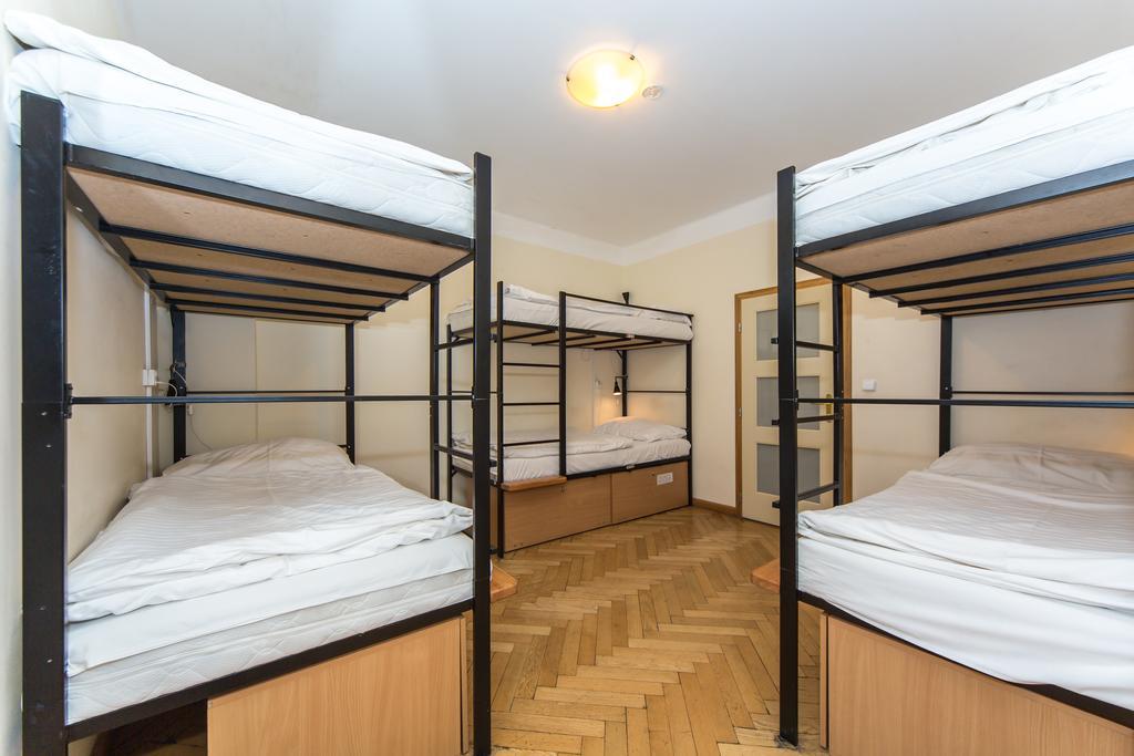 Hostel Mango Praha Bagian luar foto