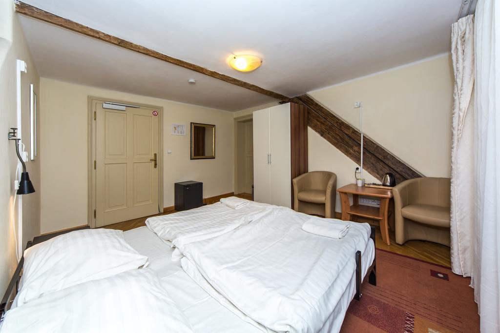 Hostel Mango Praha Bagian luar foto