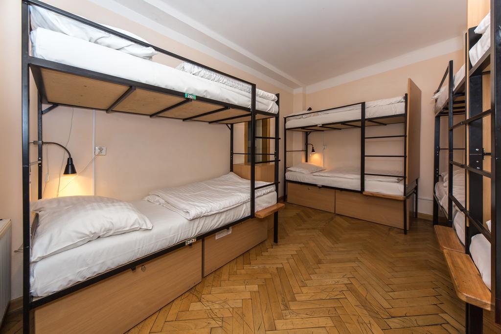 Hostel Mango Praha Bagian luar foto