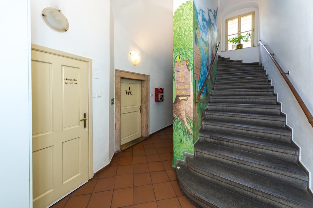 Hostel Mango Praha Bagian luar foto